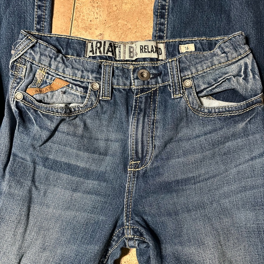 Boys Ariat jeans size 16